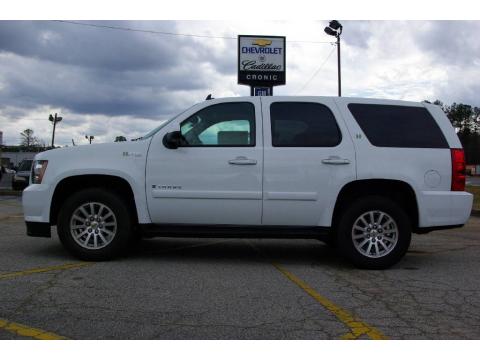 Summit White Chevrolet Tahoe Hybrid.  Click to enlarge.