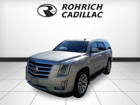 Radiant Silver Metallic Cadillac Escalade Luxury 4WD.  Click to enlarge.