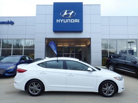 White Hyundai Elantra SE.  Click to enlarge.