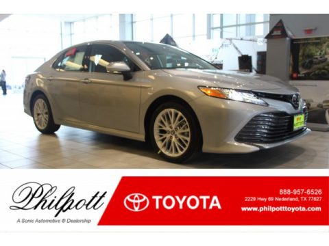 Celestial Silver Metallic Toyota Camry XLE.  Click to enlarge.