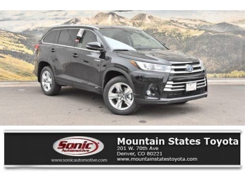 Midnight Black Metallic Toyota Highlander Hybrid Limited AWD.  Click to enlarge.