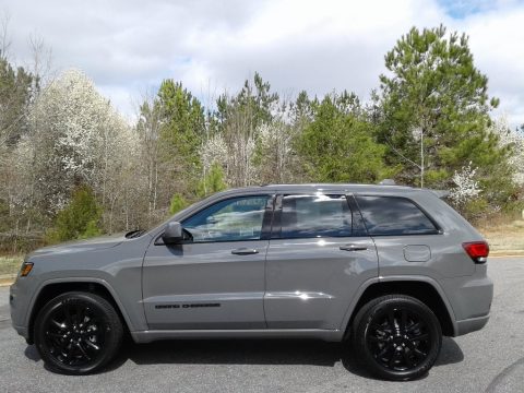 Sting-Gray Jeep Grand Cherokee Altitude 4x4.  Click to enlarge.