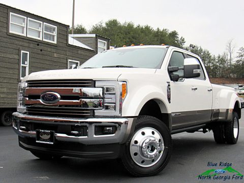 White Platinum Metallic Tri-Coat Ford F450 Super Duty King Ranch Crew Cab 4x4.  Click to enlarge.