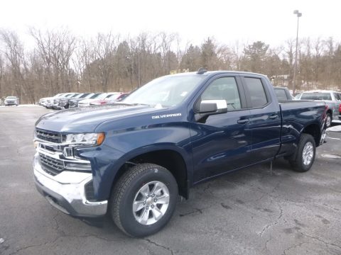 Northsky Blue Metallic Chevrolet Silverado 1500 LT Double Cab 4WD.  Click to enlarge.