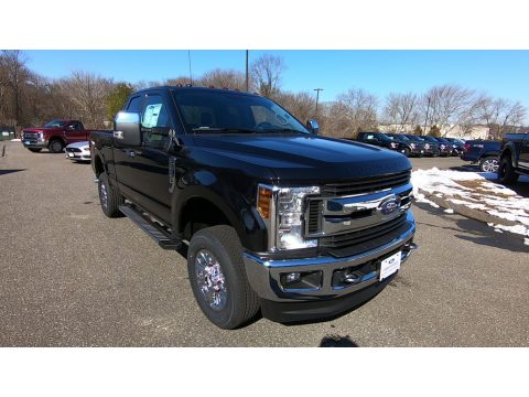 Agate Black Ford F350 Super Duty XLT SuperCab 4x4.  Click to enlarge.