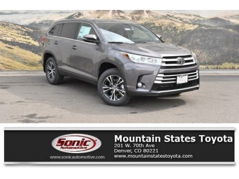 Predawn Gray Mica Toyota Highlander LE Plus AWD.  Click to enlarge.