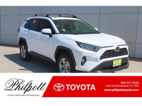 Super White Toyota RAV4 XLE.  Click to enlarge.