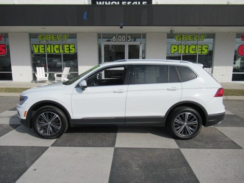 Pure White Volkswagen Tiguan SEL 4MOTION.  Click to enlarge.