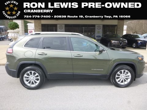 Olive Green Pearl Jeep Cherokee Latitude 4x4.  Click to enlarge.