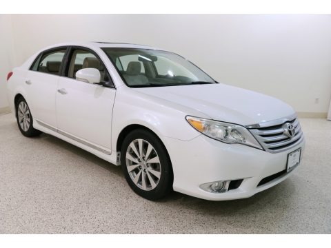 Blizzard White Pearl Toyota Avalon Limited.  Click to enlarge.