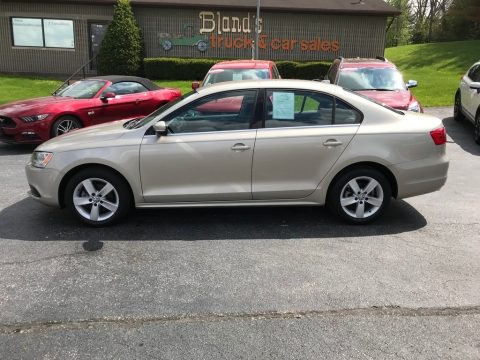 Moonrock Silver Metallic Volkswagen Jetta TDI Sedan.  Click to enlarge.