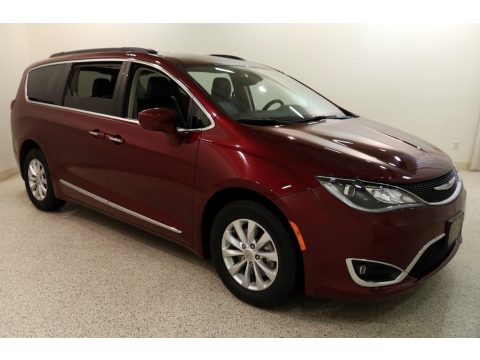 Velvet Red Pearl Chrysler Pacifica Touring L.  Click to enlarge.