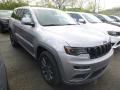 Front 3/4 View of 2019 Jeep Grand Cherokee Overland 4x4 #6