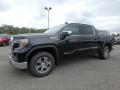 Front 3/4 View of 2019 GMC Sierra 1500 SLE Crew Cab 4WD #1