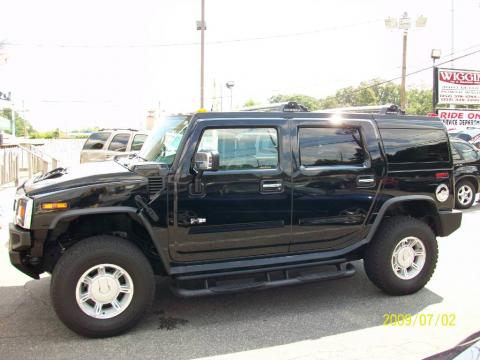 Black Hummer H2 SUV.  Click to enlarge.