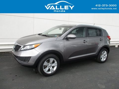 Mineral Silver Kia Sportage LX AWD.  Click to enlarge.