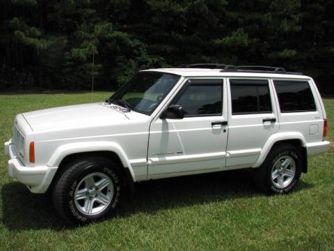 Stone White Jeep Cherokee Classic 4x4.  Click to enlarge.