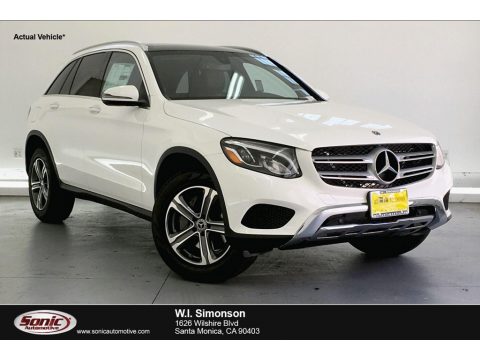 Polar White Mercedes-Benz GLC 300.  Click to enlarge.