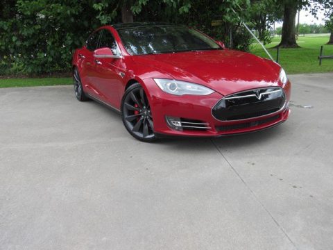 Red Multi-Coat Tesla Model S 90D.  Click to enlarge.