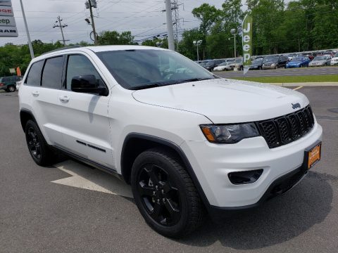 Bright White Jeep Grand Cherokee Upland 4x4.  Click to enlarge.