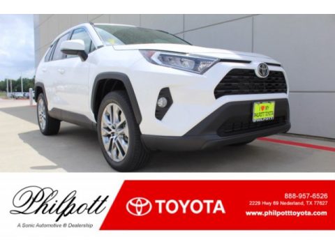 Super White Toyota RAV4 XLE.  Click to enlarge.