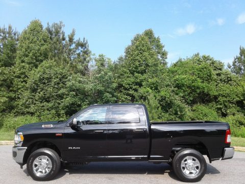 Diamond Black Crystal Pearl Ram 2500 Tradesman Crew Cab 4x4.  Click to enlarge.