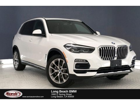 Alpine White BMW X5 xDrive40i.  Click to enlarge.