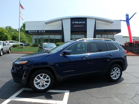 Patriot Blue Pearl Jeep Cherokee Latitude Plus 4x4.  Click to enlarge.