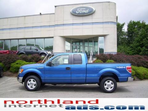 Blue Flame Metallic Ford F150 XLT SuperCab 4x4.  Click to enlarge.