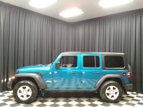 Bikini Pearl Jeep Wrangler Unlimited Sport 4x4.  Click to enlarge.