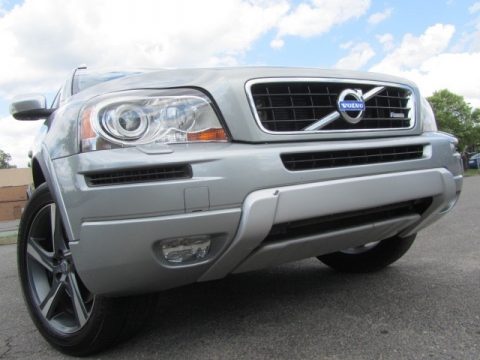 Electric Silver Metallic Volvo XC90 3.2 R-Design.  Click to enlarge.