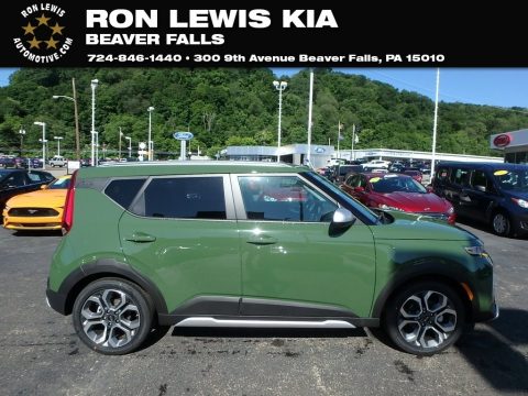 Undercover Green Kia Soul X-Line.  Click to enlarge.