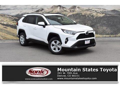 Super White Toyota RAV4 XLE.  Click to enlarge.