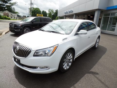 Summit White Buick LaCrosse Leather.  Click to enlarge.