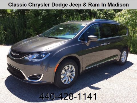 Granite Crystal Metallic Chrysler Pacifica Touring L.  Click to enlarge.