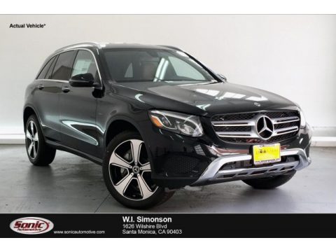 Black Mercedes-Benz GLC 350e 4Matic.  Click to enlarge.