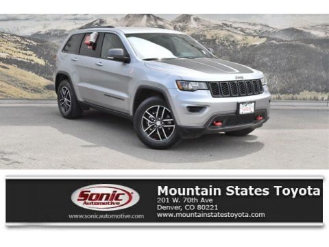 Billet Silver Metallic Jeep Grand Cherokee Trailhawk 4x4.  Click to enlarge.