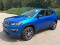 Front 3/4 View of 2019 Jeep Compass Latitude 4x4 #3