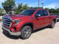 Front 3/4 View of 2019 GMC Sierra 1500 SLE Crew Cab 4WD #3