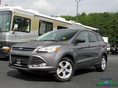 Sterling Gray Metallic Ford Escape SE 1.6L EcoBoost 4WD.  Click to enlarge.