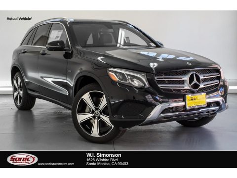 Black Mercedes-Benz GLC 350e 4Matic. Click to enlarge. Black Mercedes-Benz GLC 350e 4Matic. Click to enlarge.