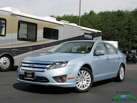 Light Ice Blue Metallic Ford Fusion Hybrid.  Click to enlarge.