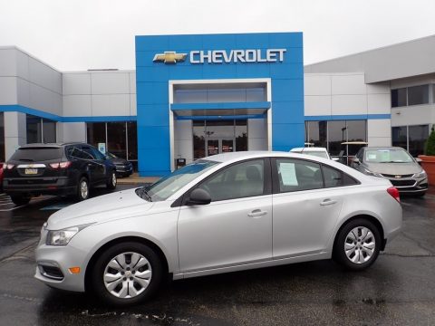 Silver Ice Metallic Chevrolet Cruze Limited LS.  Click to enlarge.