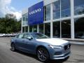 Front 3/4 View of 2019 Volvo S90 T6 AWD Momentum #1