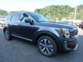 Front 3/4 View of 2020 Kia Telluride S AWD #9