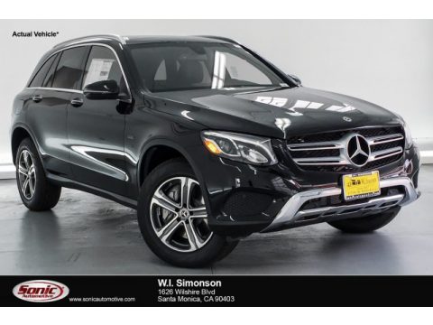 Black Mercedes-Benz GLC 350e 4Matic.  Click to enlarge.