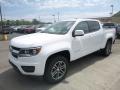 Front 3/4 View of 2020 Chevrolet Colorado WT Crew Cab 4x4 #1