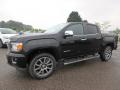 Front 3/4 View of 2019 GMC Canyon Denali Crew Cab 4WD #1