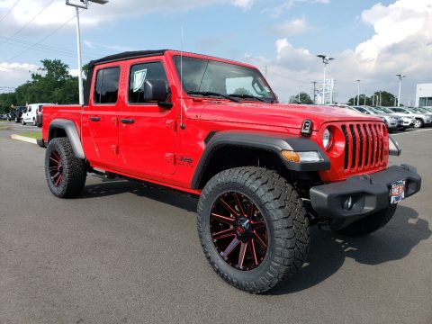 Firecracker Red Jeep Gladiator Sport 4x4.  Click to enlarge.