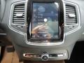 Controls of 2020 Volvo XC90 T6 AWD Momentum #15